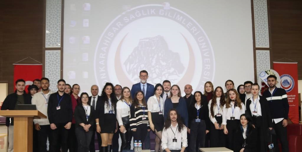 Sağlık İdareciliği Masaya Yatırıldı. AFSÜ'de Anlamlı Konferans