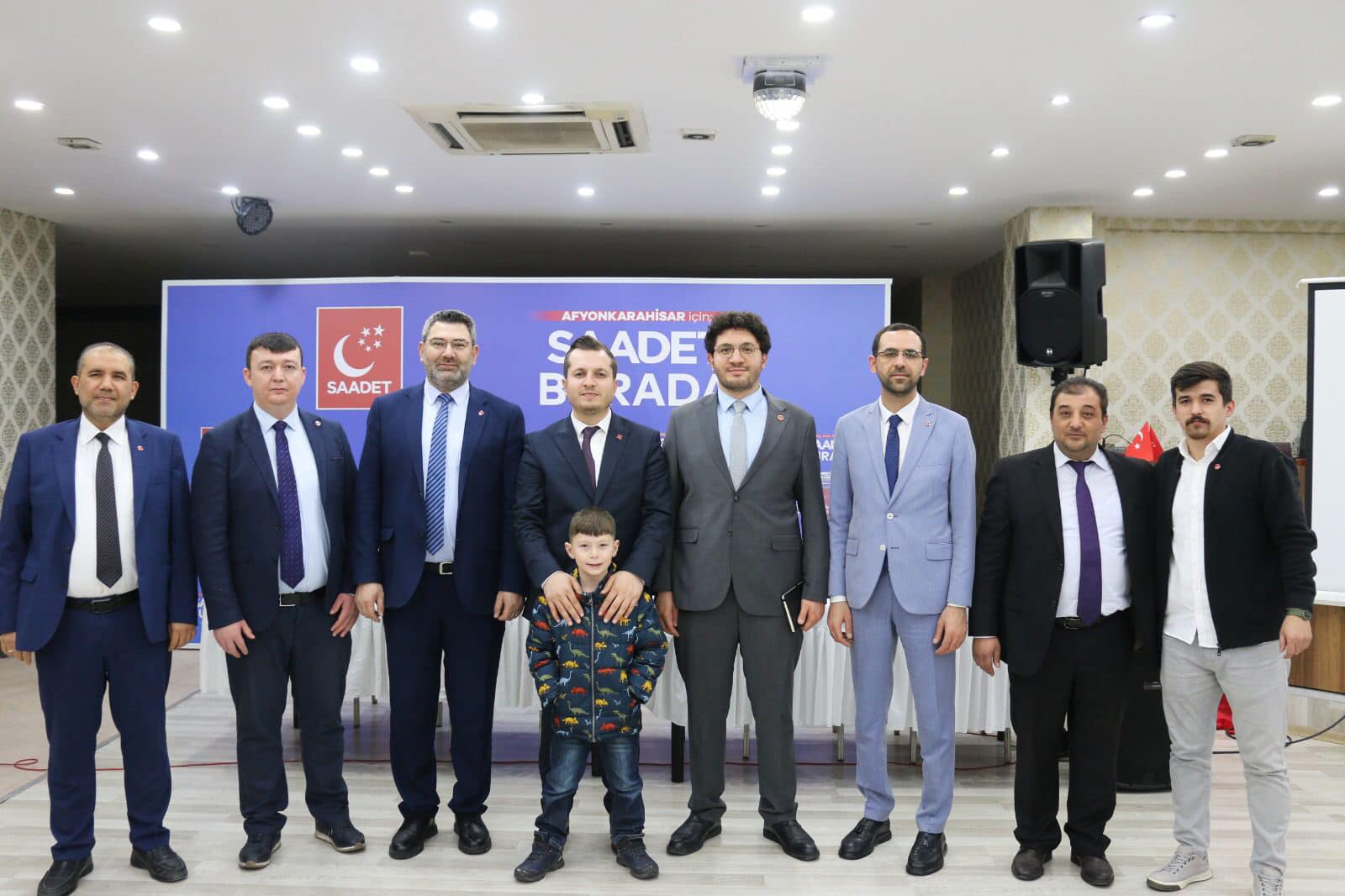 "SAADET PARTİSİ AFYONKARAHİSAR ŞEHİT POLİSİ FETHİ SEKİN'E ANDI