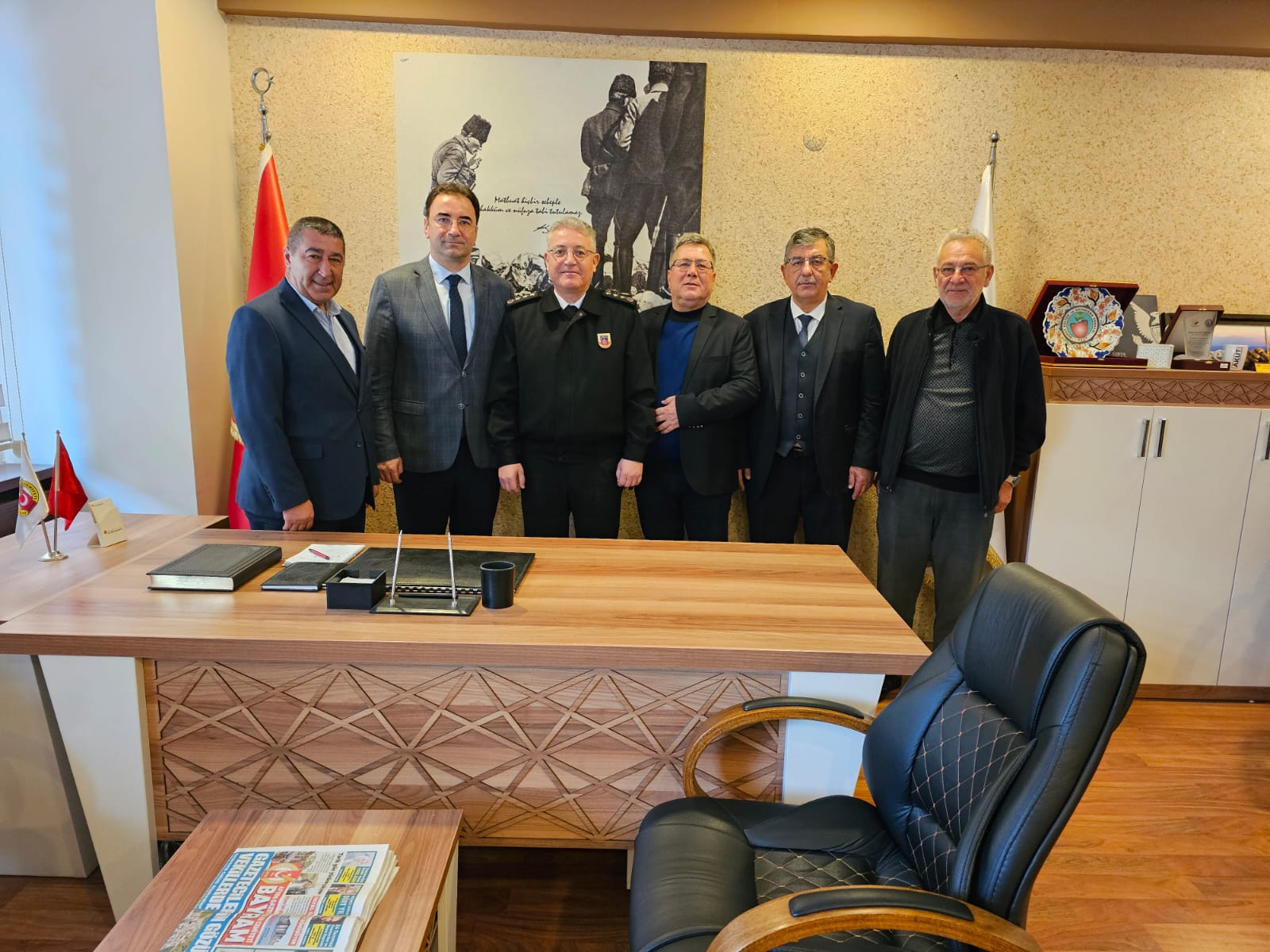 GAZETECİLER CEMİYETİNE İADE-İ ZİYARET