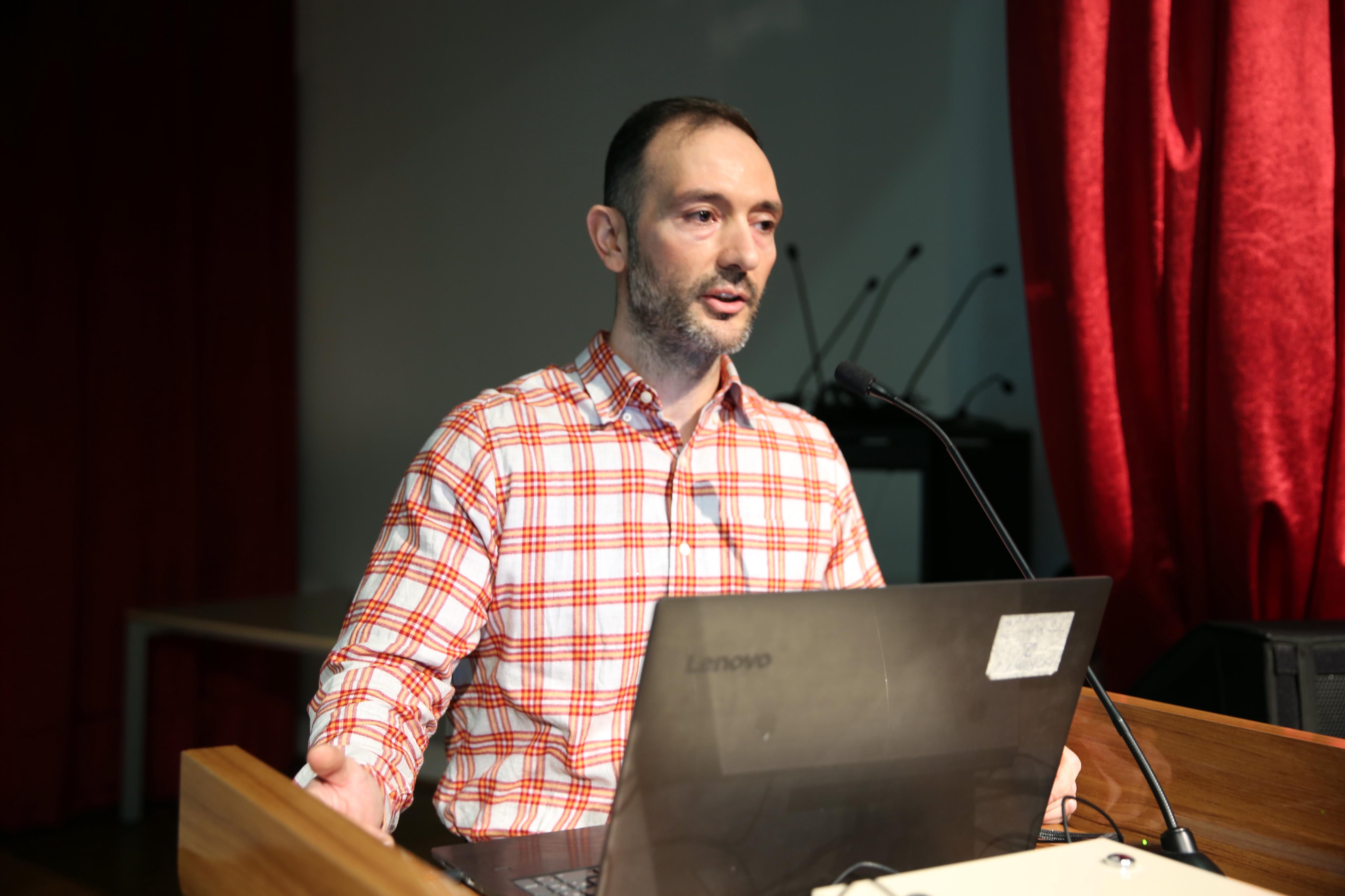 Dr. Öğretim Üyesi Atlı TÜBİTAK 2219 Programını Anlattı
