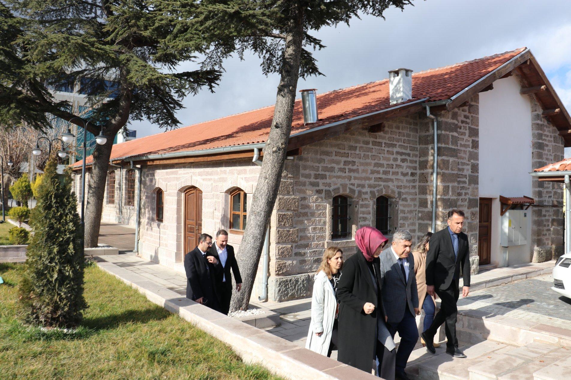 Vali Yiğitbaşı Hazırlık Çalışmalarını Yerinde İnceledi