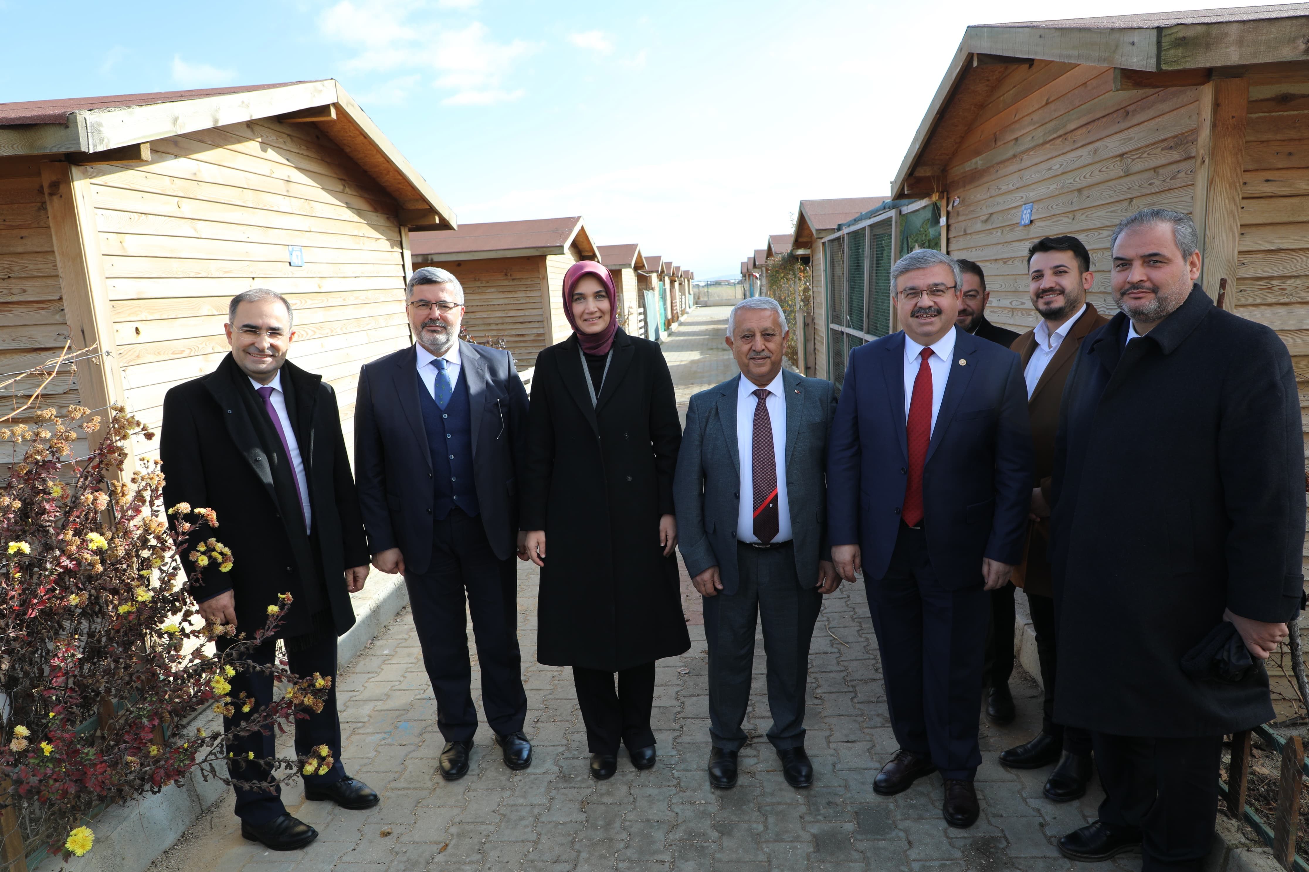 Devlet Parkı Hobi Bahçeleri Açıldı