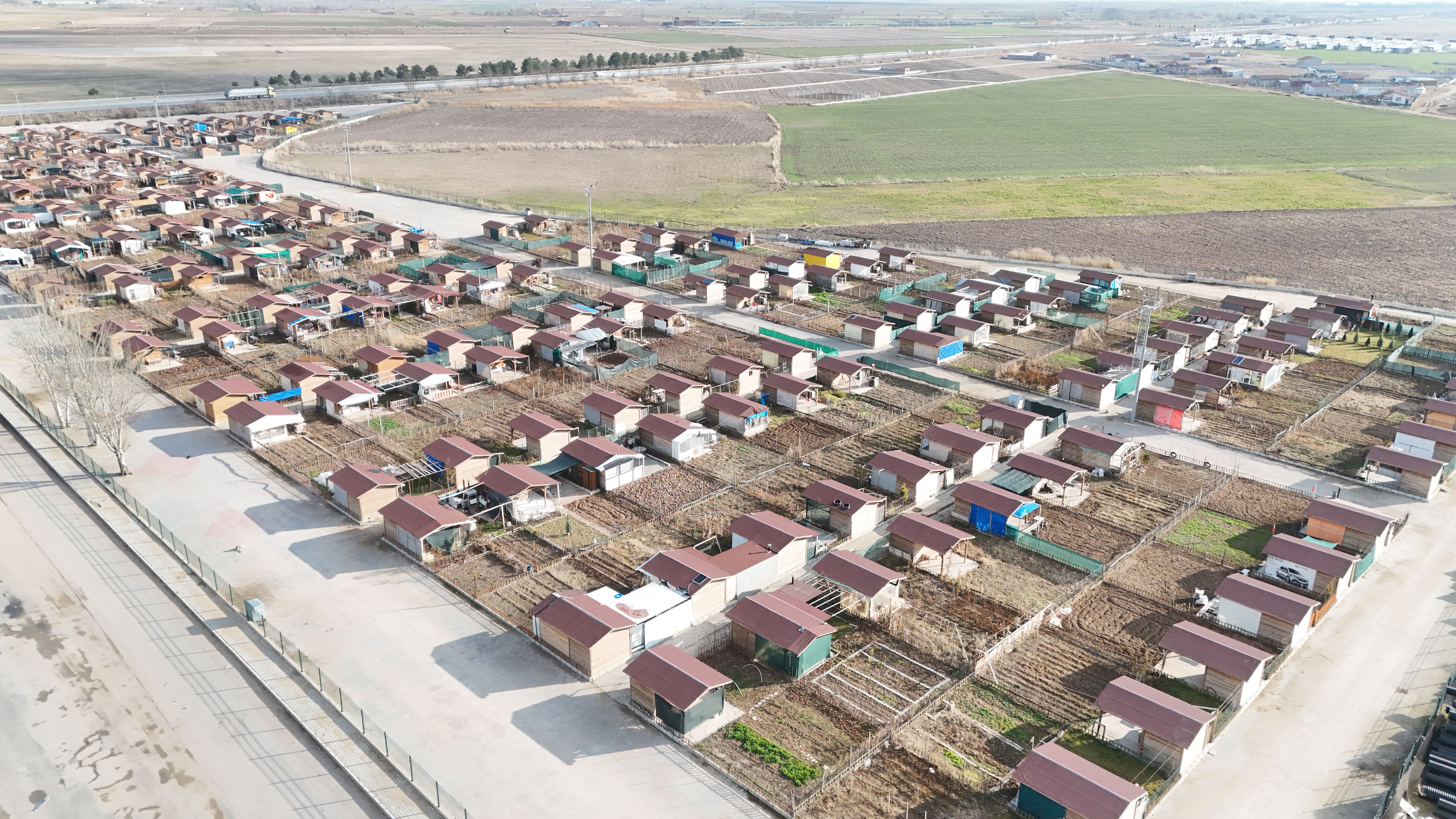 Devlet Parkı Hobi Bahçeleri Açıldı