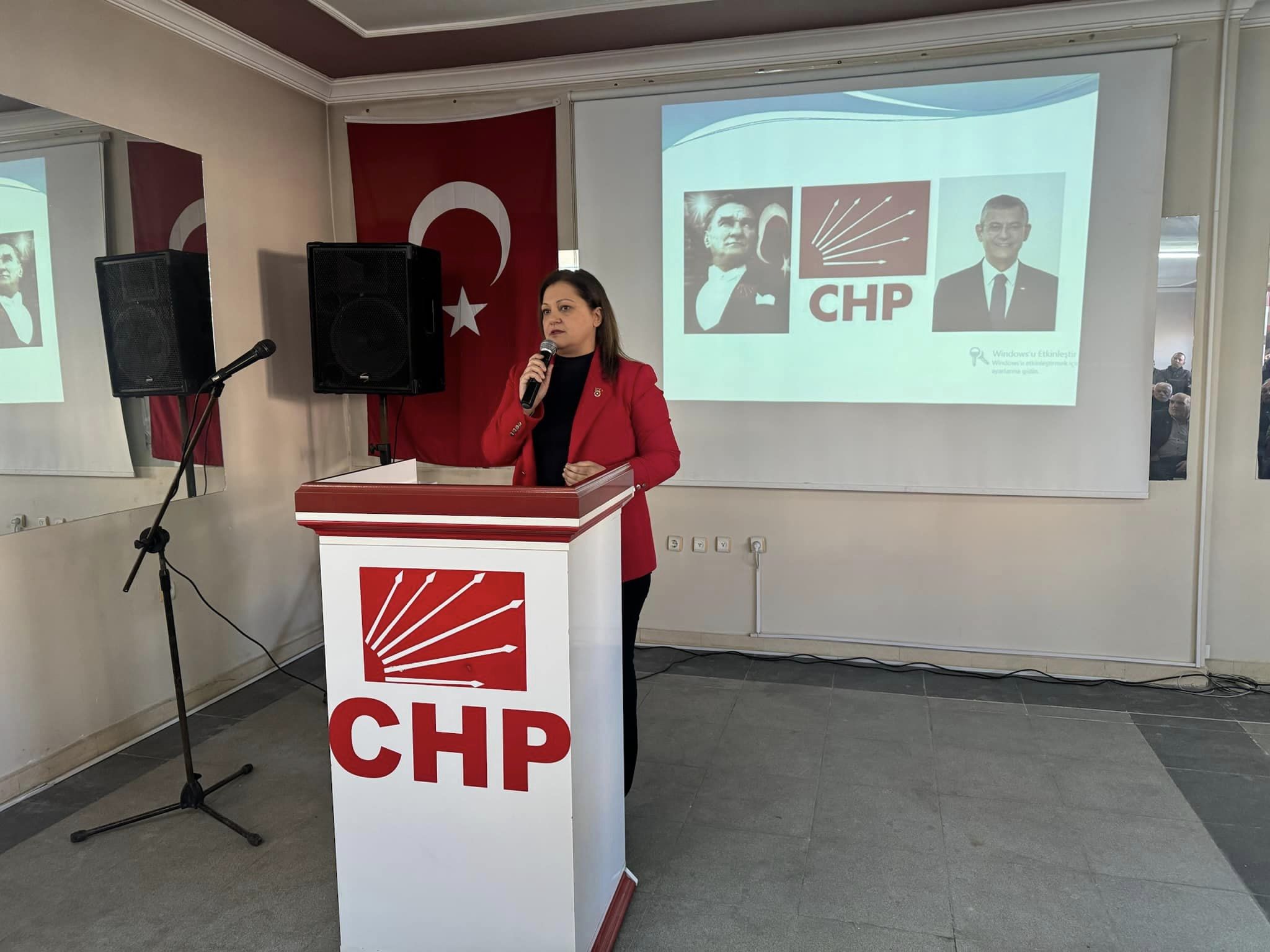CHP'li Köksal Emirdağ'da Aday Tanıtım Toplantısına Katıldı
