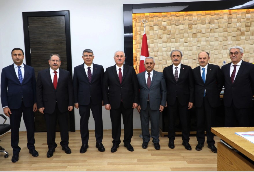 "Yargıtay Başkanı Akarca, Afyonkarahisar Belediye Başkanı Mehmet Zeybek'i Ziyaret Etti"