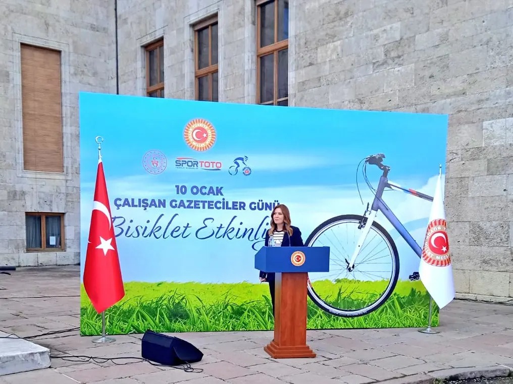 MHP'li Taytak Mecliste Gazetecilerin Etkinliğine Katıldı