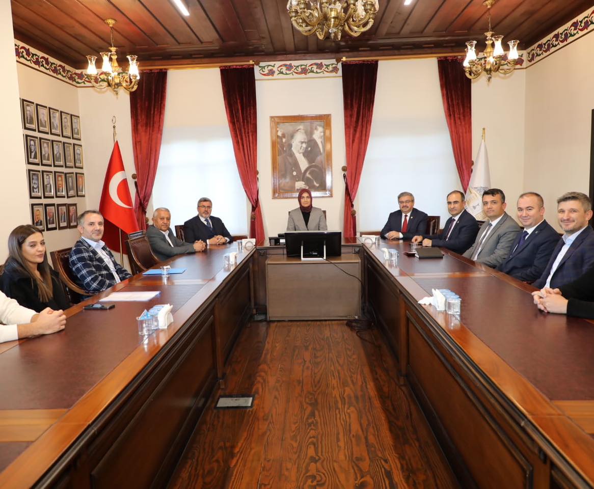 Mor Şimşekler kongreye gidiyor