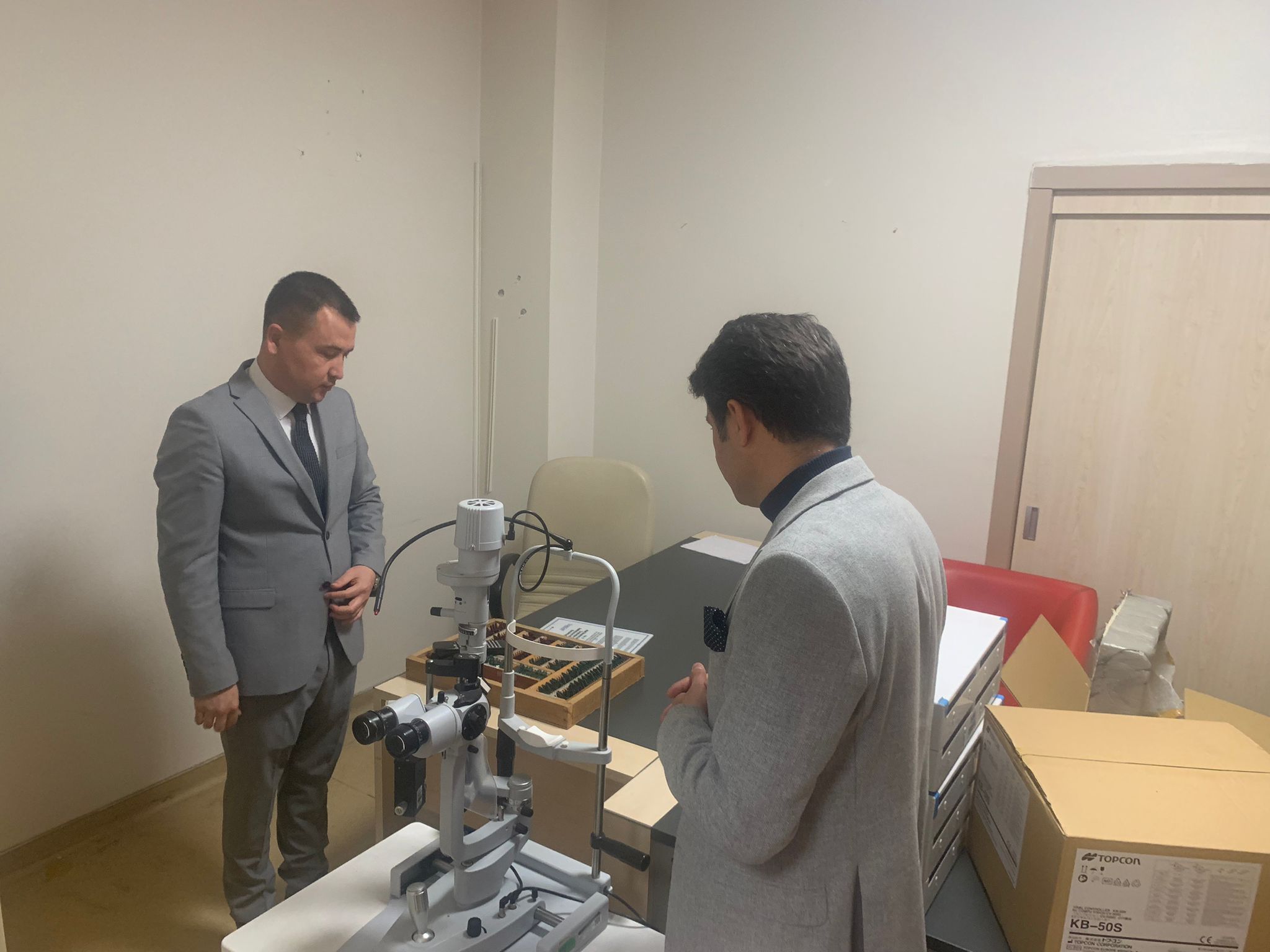 SANDIKLI KAYMAKAMI ÖNDER ÇENGEL, İLÇE DEVLET HASTANESİ'NDE İNCELEMELERDE BULUNDU