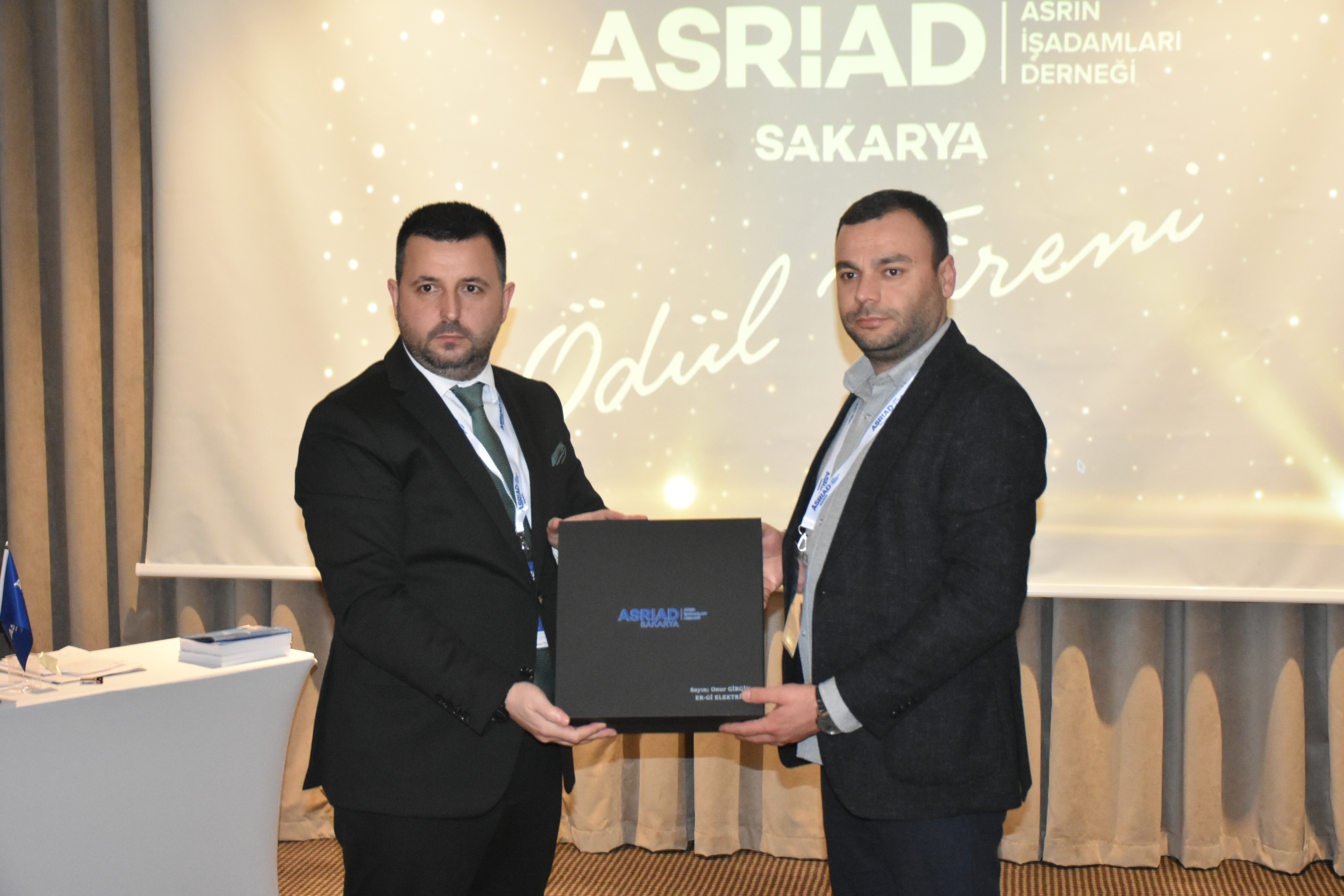 "Asriad Şubeleri, Türkiye'nin Yaptığı Bütün İhracatın Yüzde 1,5'ini Yapmaya Talip"