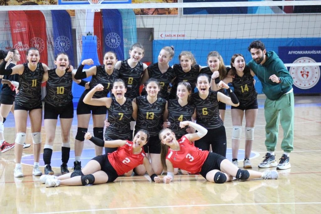 Afyonlu Gençlerden Büyük Başarı