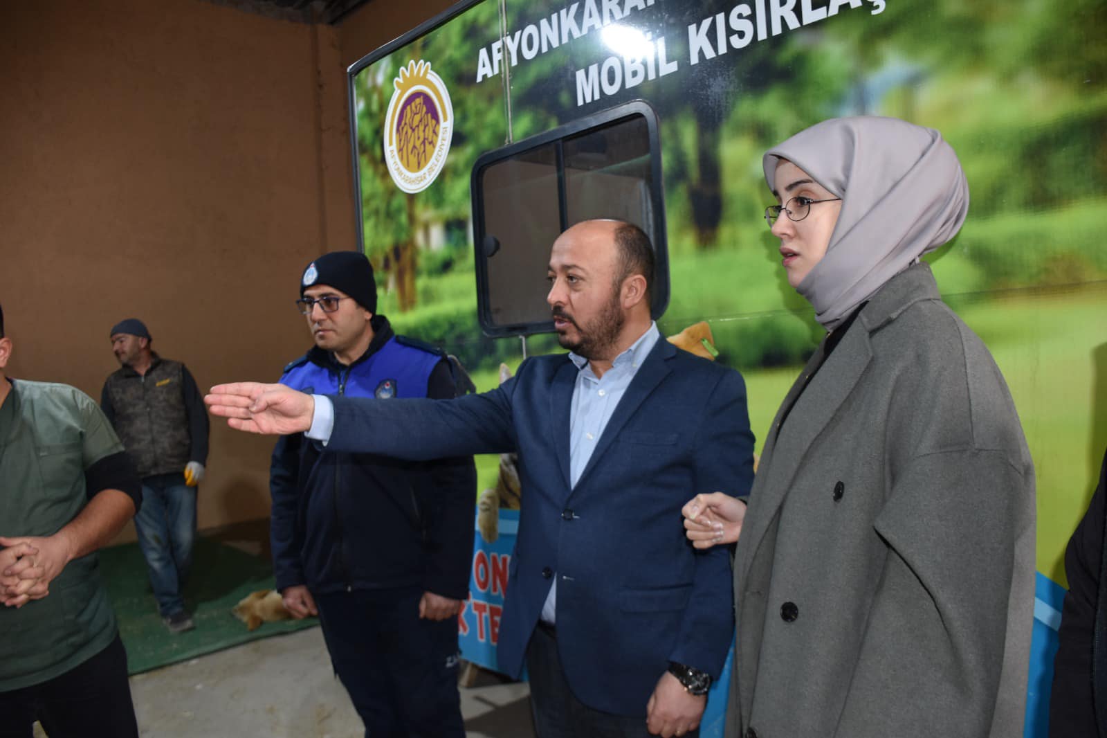 Dazkırı Kaymakamı Zeliha UZ, Hayvan Dostlarımız İçin Aşı ve Kısırlaştırma Çalışmalarını İnceledi