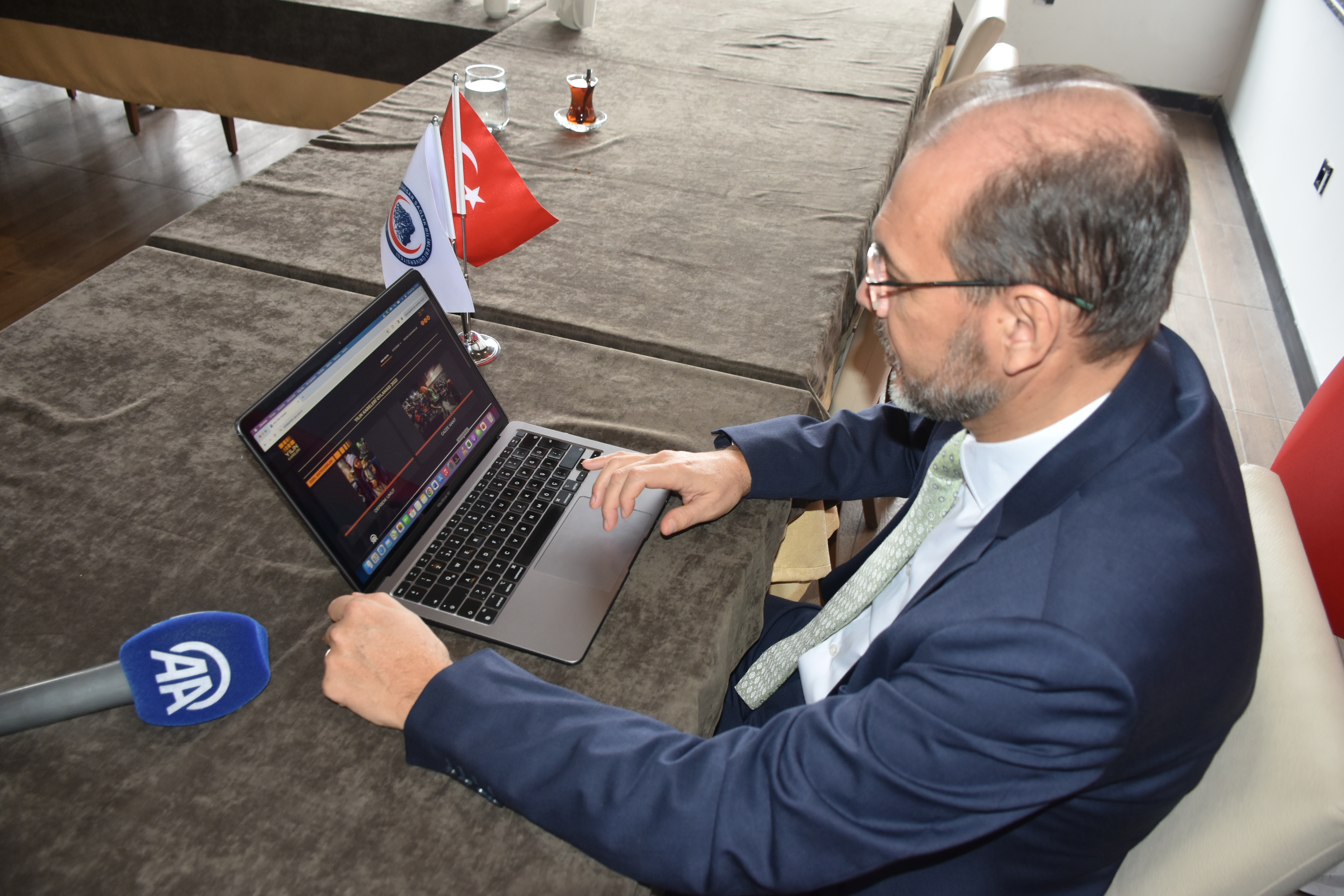 Rektör Okumuş 'Yılın Kareleri' oylamasına katıldı