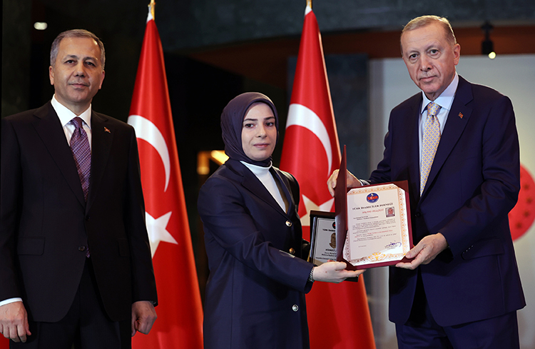 Cumhurbaşkanı Erdoğan Valiler Toplantısında Sert Konuştu