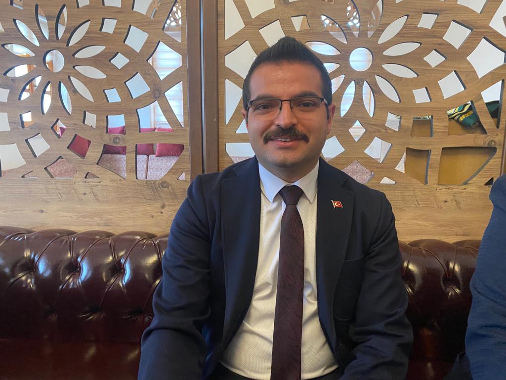 KAYMAKAM REŞİT HAN BASIN MENSUPLARIYLA BULUŞTU