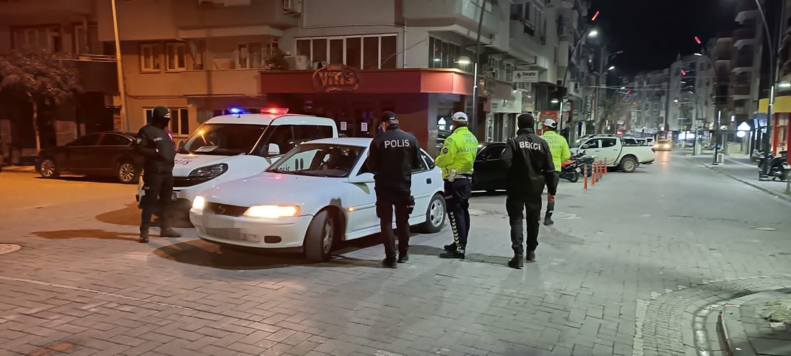 KURALLARA UYMAYAN SÜRÜCÜLERE CEZA