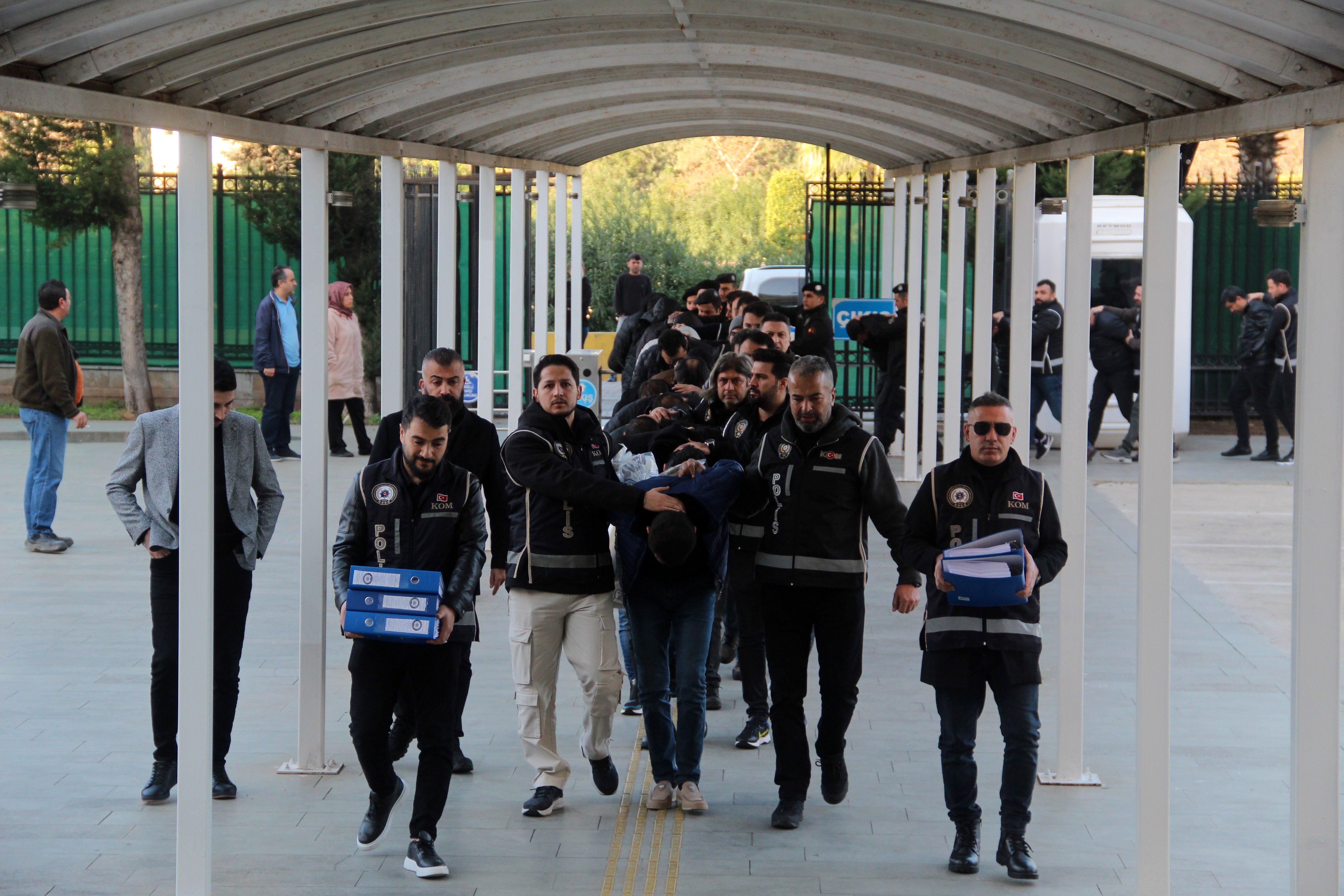 50 Milyonluk "Vurgun" Yapan Suç Örgütüne Operasyon:  29 Şüpheli Adliyeye Sevk Edildi
