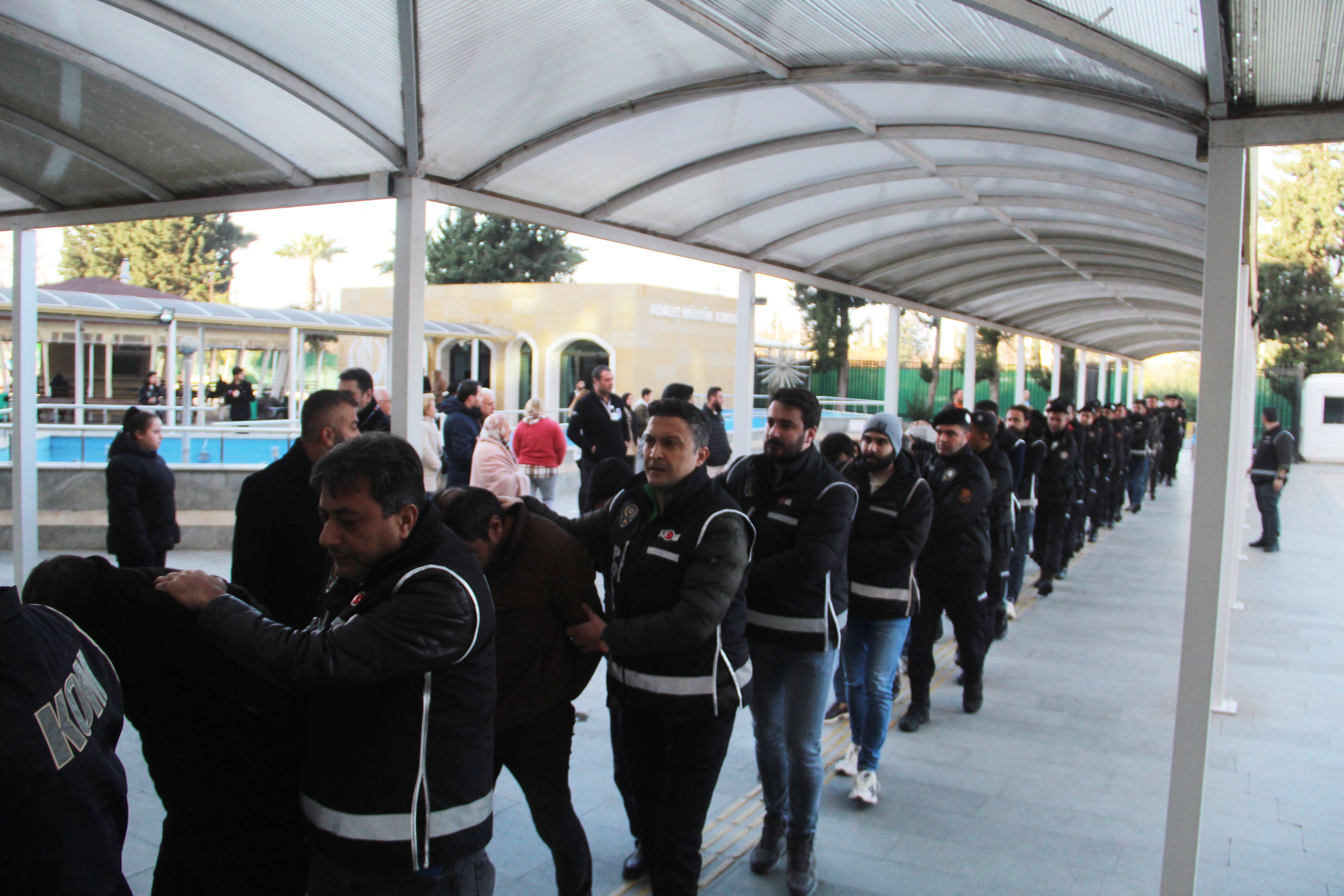 50 Milyonluk "Vurgun" Yapan Suç Örgütüne Operasyon:  29 Şüpheli Adliyeye Sevk Edildi