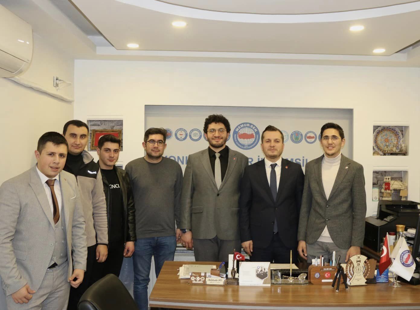 Başkan Karataş Gençlere Önem Veriyor
