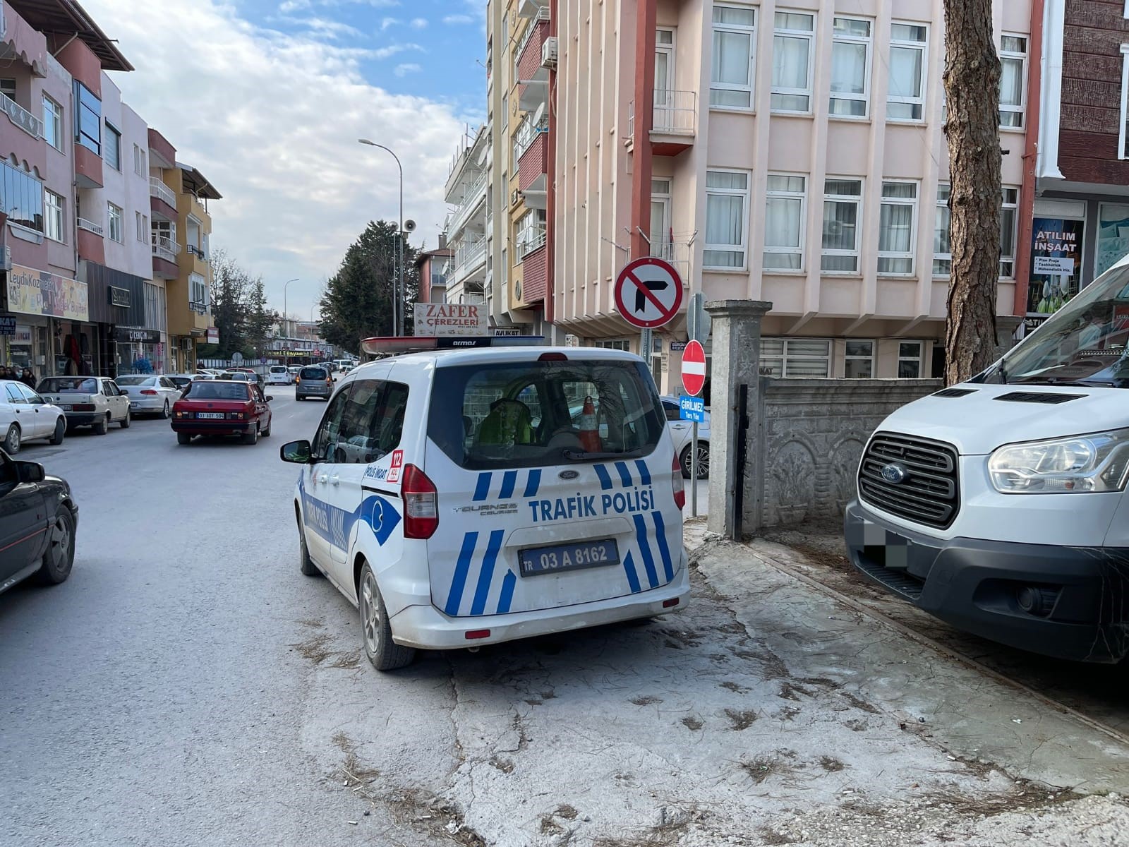 Çift Sıra Parka Ceza Yağıyor Vatandaş Uslanmıyor