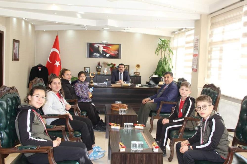 Şuhutlu Öğrenciler Güreş Müsabakalarında Derece Yaptı