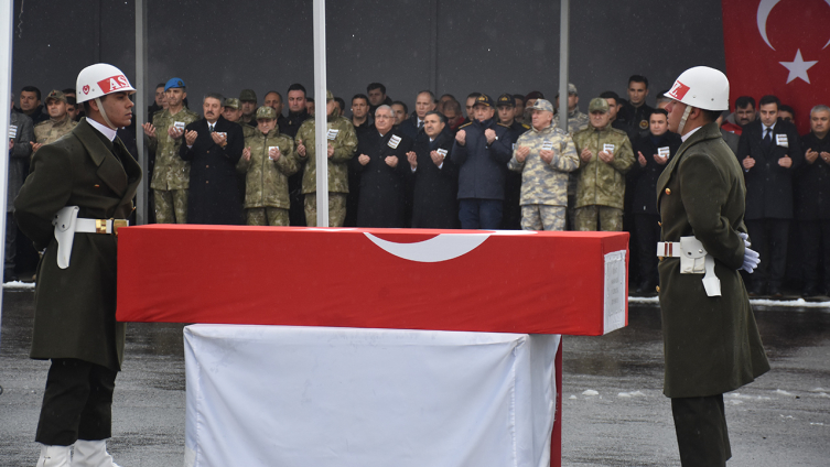 Kahramanların Naaşları Memleketlerine Uğurlanıyor!  9 Şehidimiz İçin Şırnak'ta Tören Düzenlendi