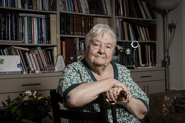 Türk Sanat Tarihinin Çalışmaktan Usanmayan Çınarı:  Prof. Dr. Nurhan Atasoy