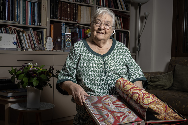 Türk Sanat Tarihinin Çalışmaktan Usanmayan Çınarı:  Prof. Dr. Nurhan Atasoy