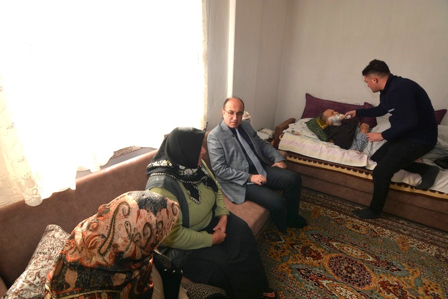 BAŞKAN DR. MUSTAFA ÇÖL HASTA VE TAZİYE ZİYARETLERİ’NE DEVAM EDİYOR