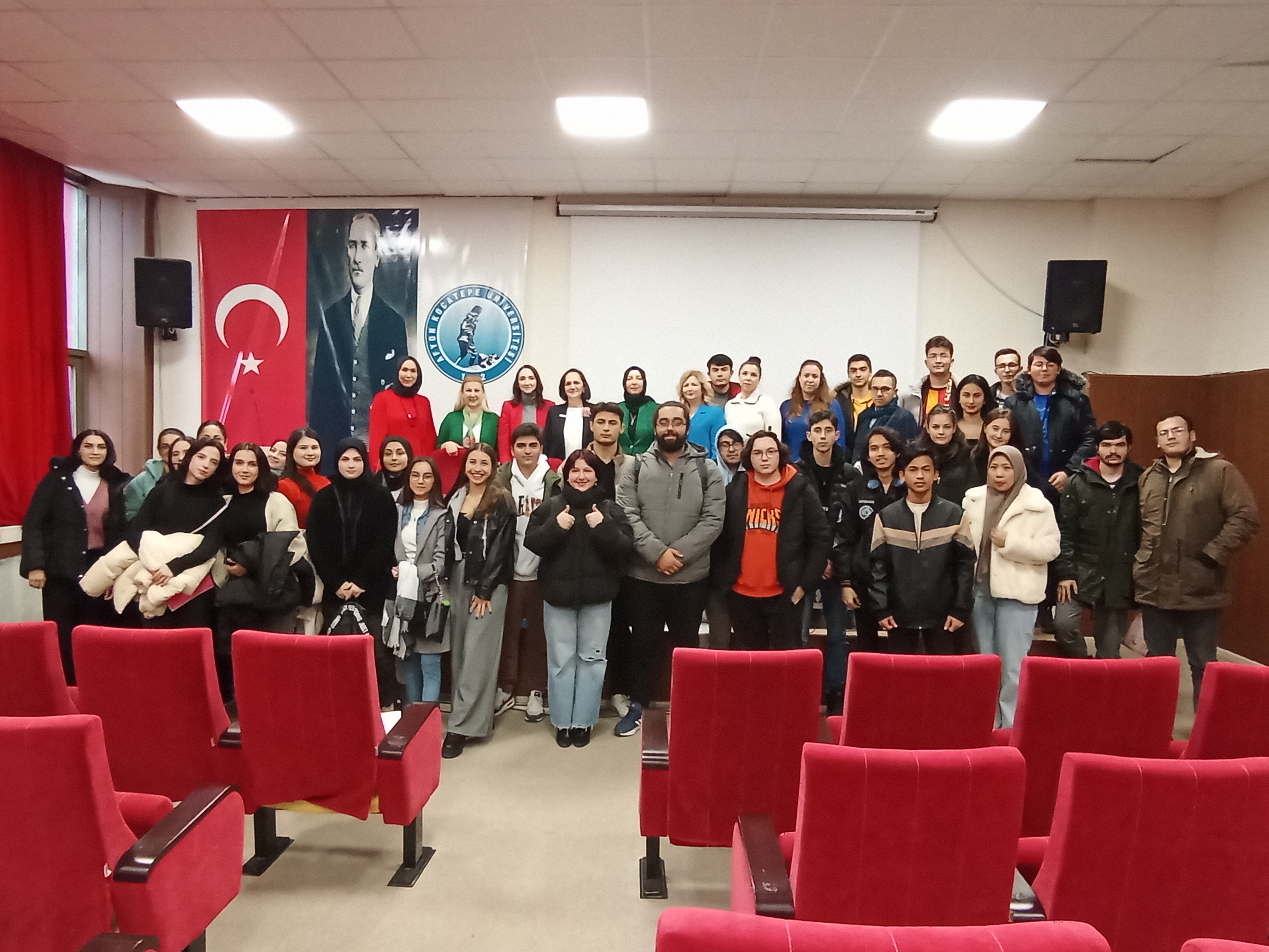 "İş Hayatında Kadınlar ve İlham Veren Başarı Hikayeleri" Söyleşi Programı Gerçekleştirildi