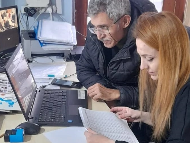 Başkan Özkara Engelli Bireylere Destek Oluyor