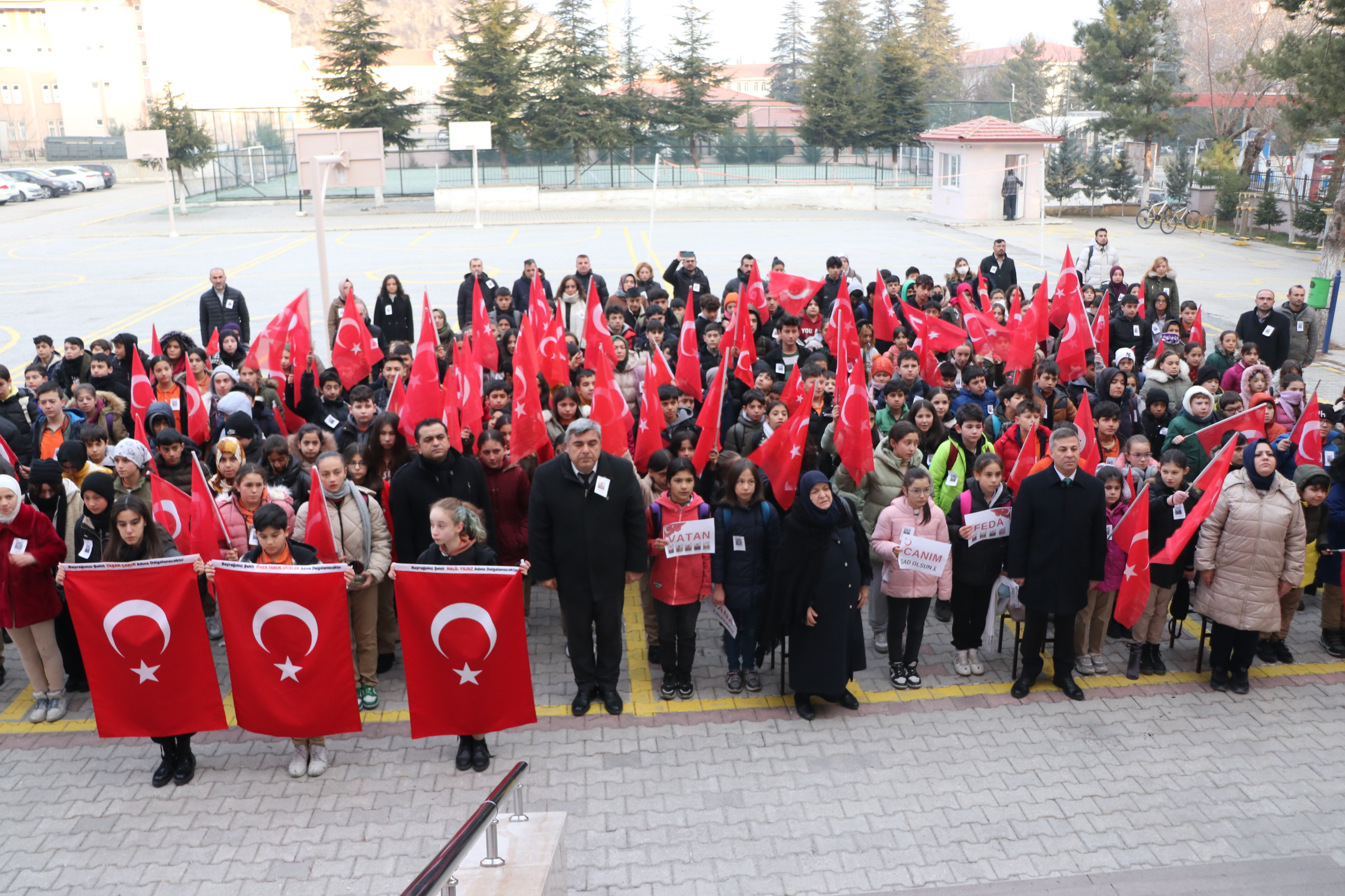 Müdür Sünnetci Saygı Duruşu Programına Katıldı