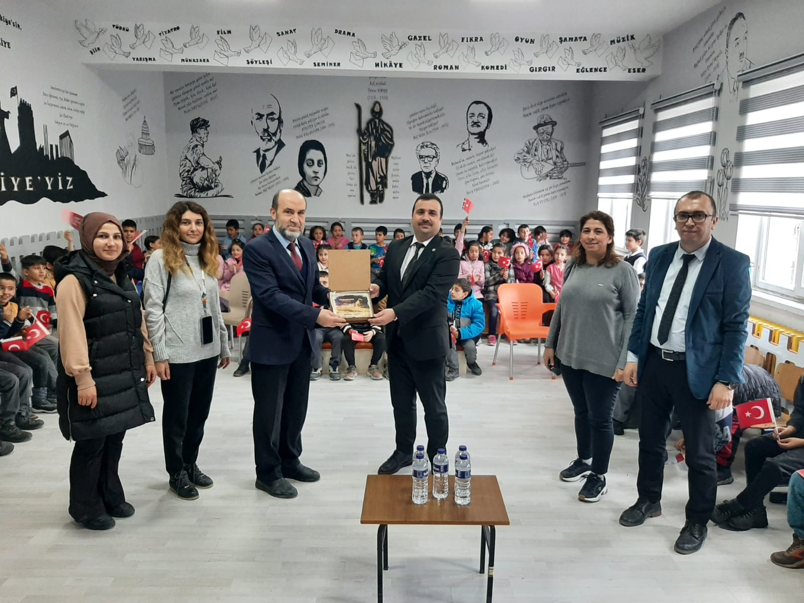 Nüfus Müdürlüğü Ekipleri Öğrencilerle Bir Araya Geldi