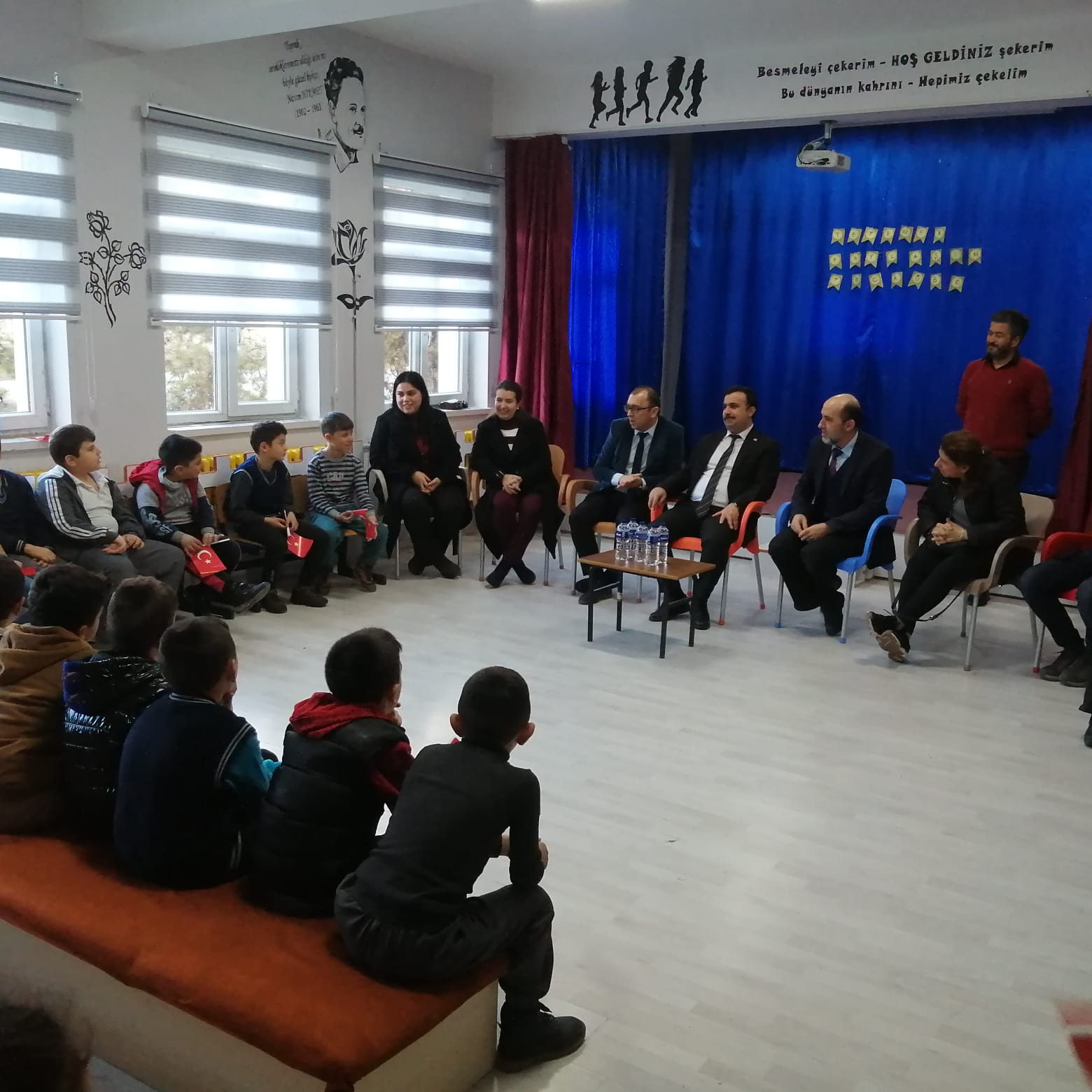 Nüfus Müdürlüğü Ekipleri Öğrencilerle Bir Araya Geldi