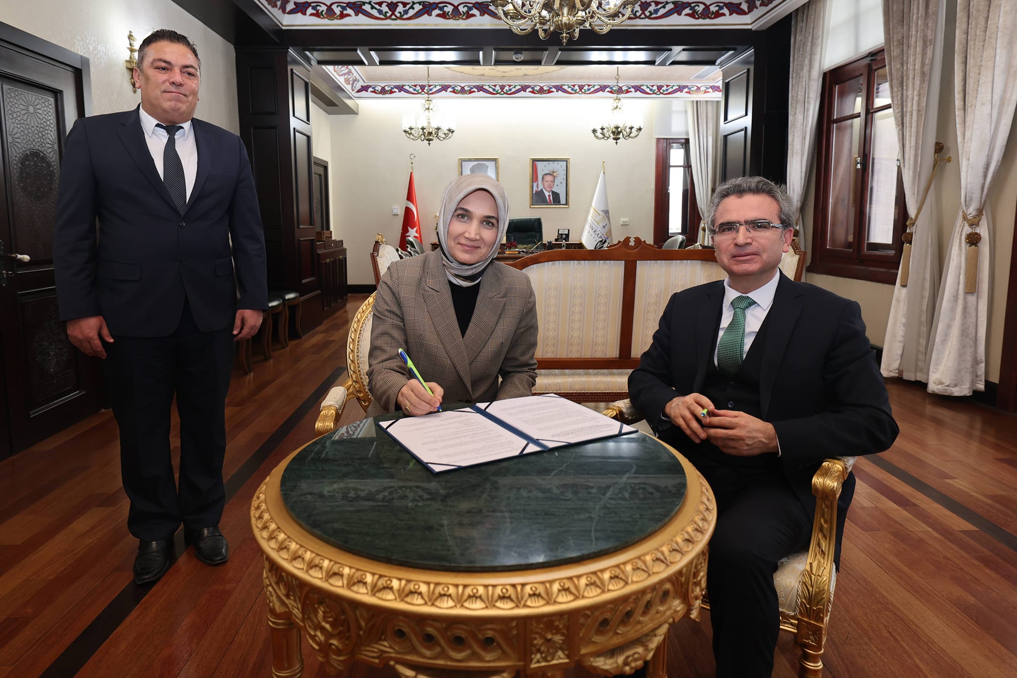 Valilik ve Savcılık Arasında Protokol İmzalandı. Protokolde Vali Yiğitbaşı ve Savcı Karabacak Bir Araya Geldi
