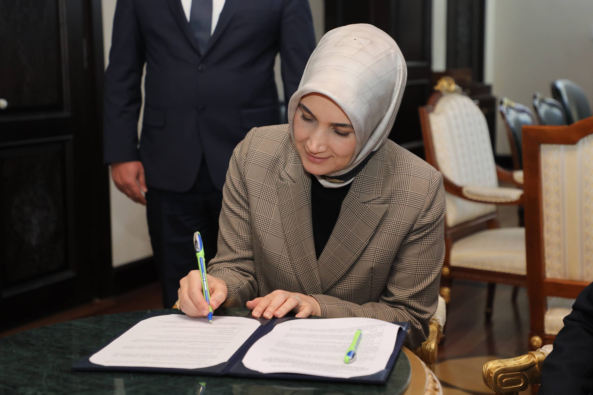 Valilik ve Savcılık Arasında Protokol İmzalandı. Protokolde Vali Yiğitbaşı ve Savcı Karabacak Bir Araya Geldi