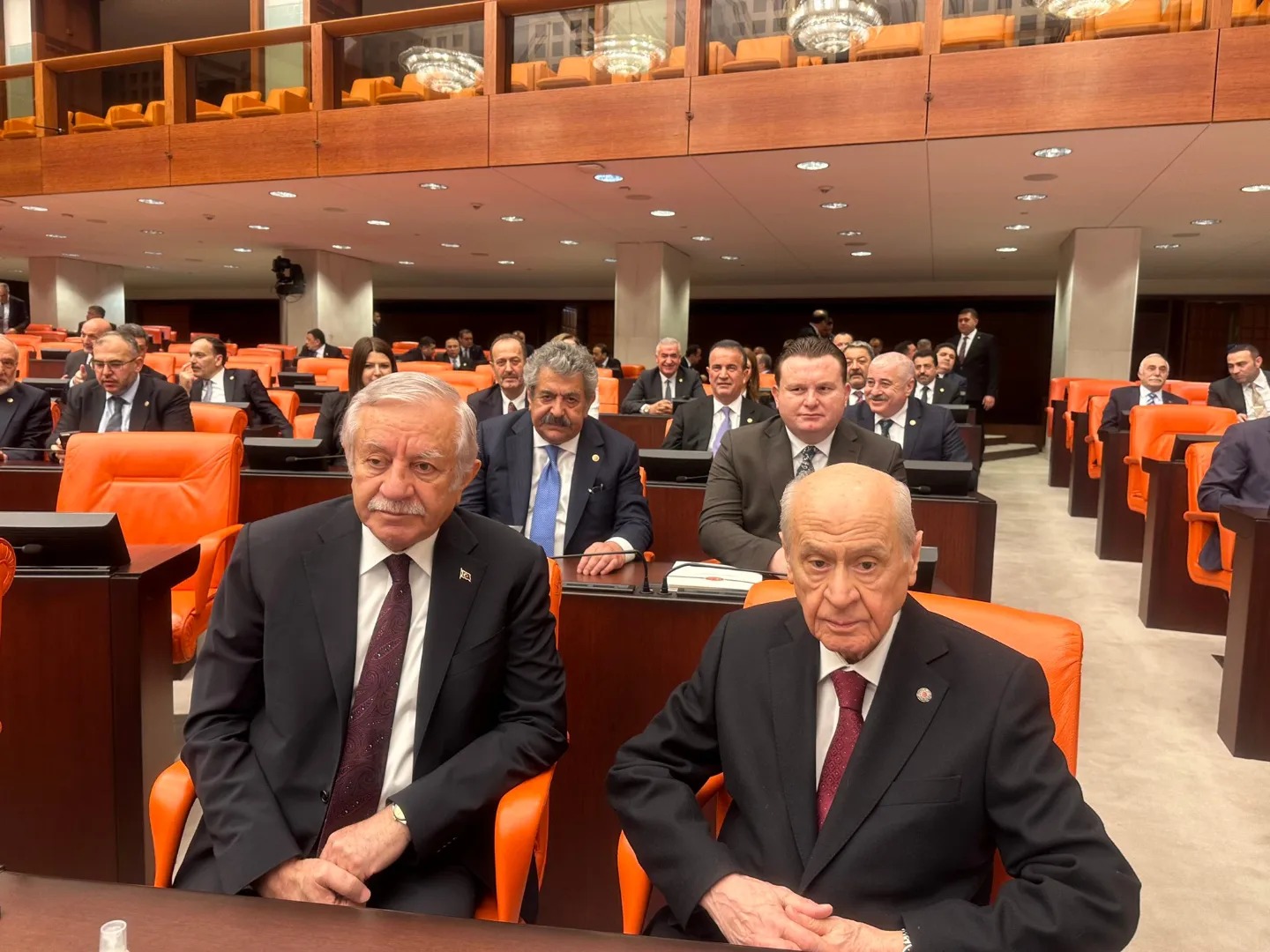 MHP'li Taytak Partisinin Genel Başkanı Bahçeli'yle Birlikte Oturuma Katıldı