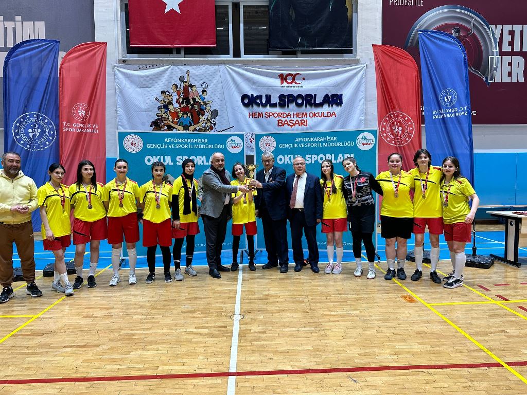 FUTSAL MÜSABAKALARI TAMAMLANDI
