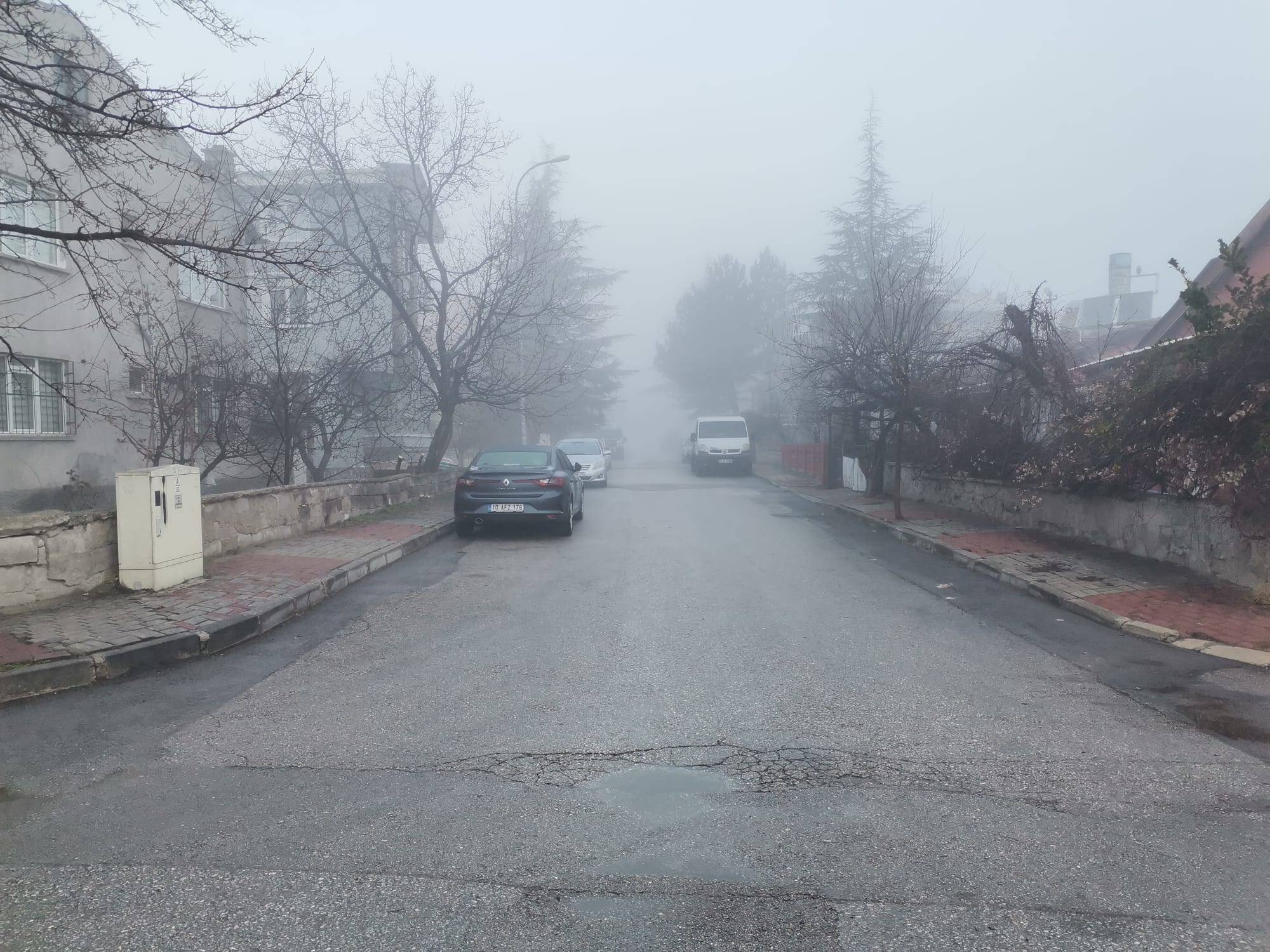 Afyon'da Yoğun Sis Hayatı Olumsuz Etkiledi