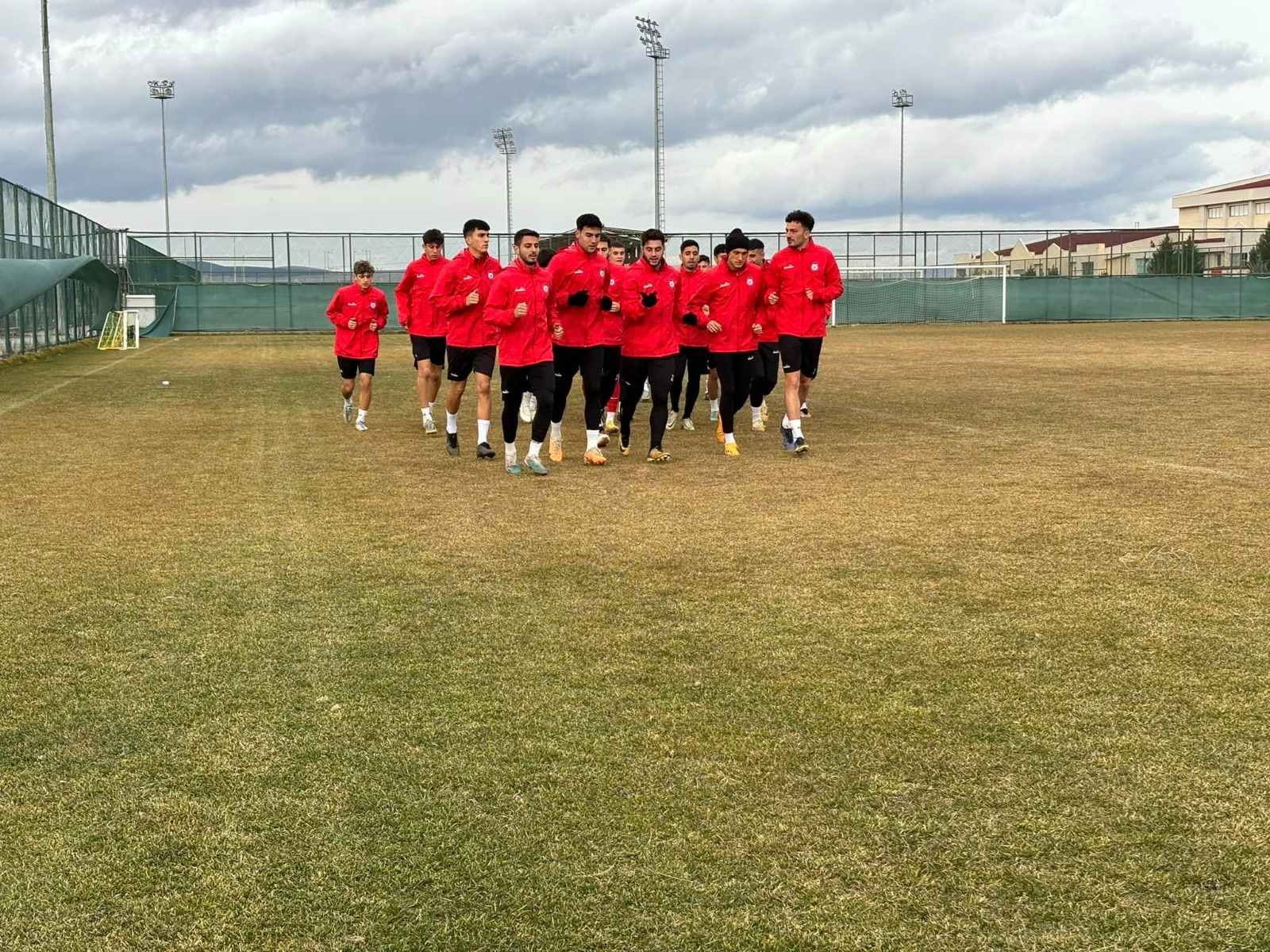 TÜFAD BAŞKANI KESER AFYONSPOR'UN YENİ TEKNİK HEYETİNİ TEBRİK ETTİ