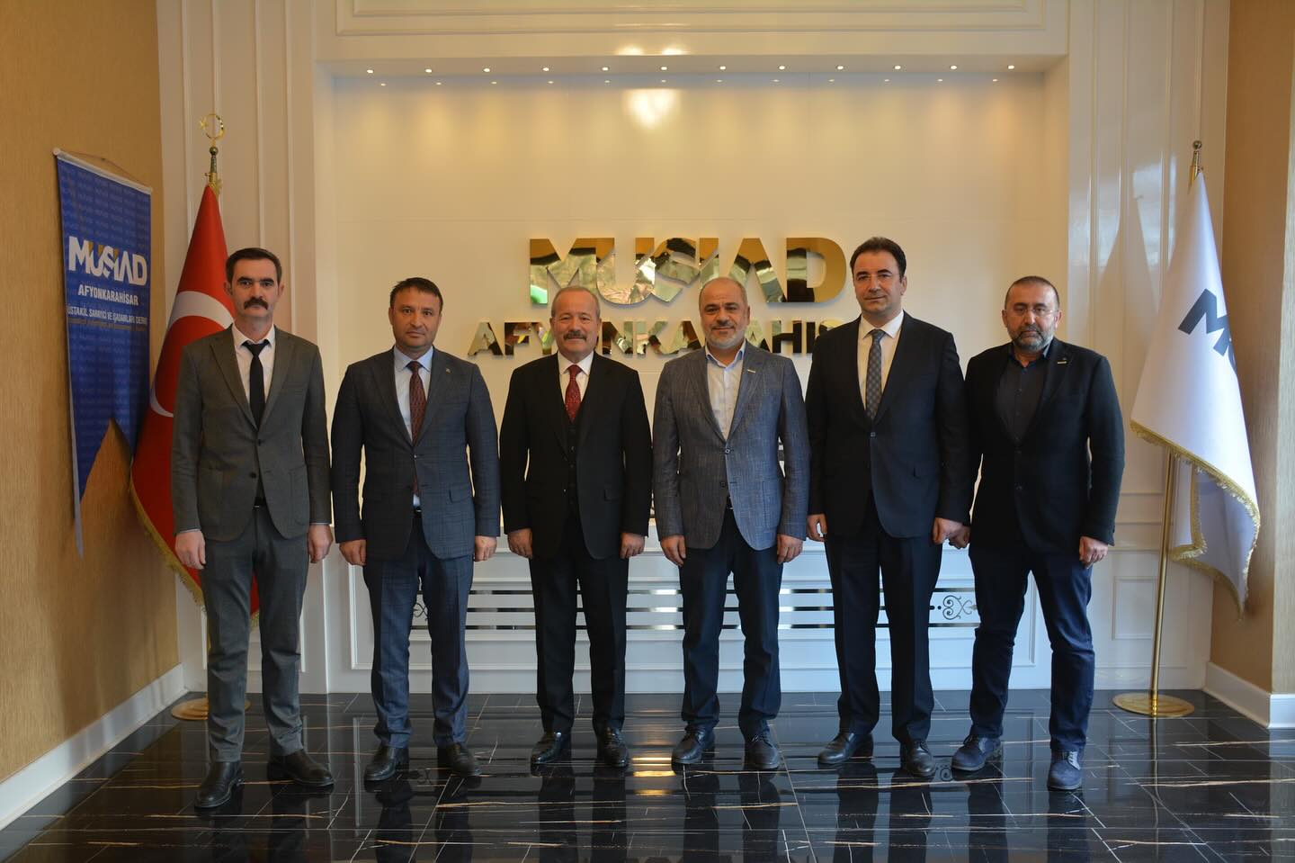 Küçükkurt ve MHP Heyeti Müsiad Afyonkarahisar Şubesini Ziyaret Etti