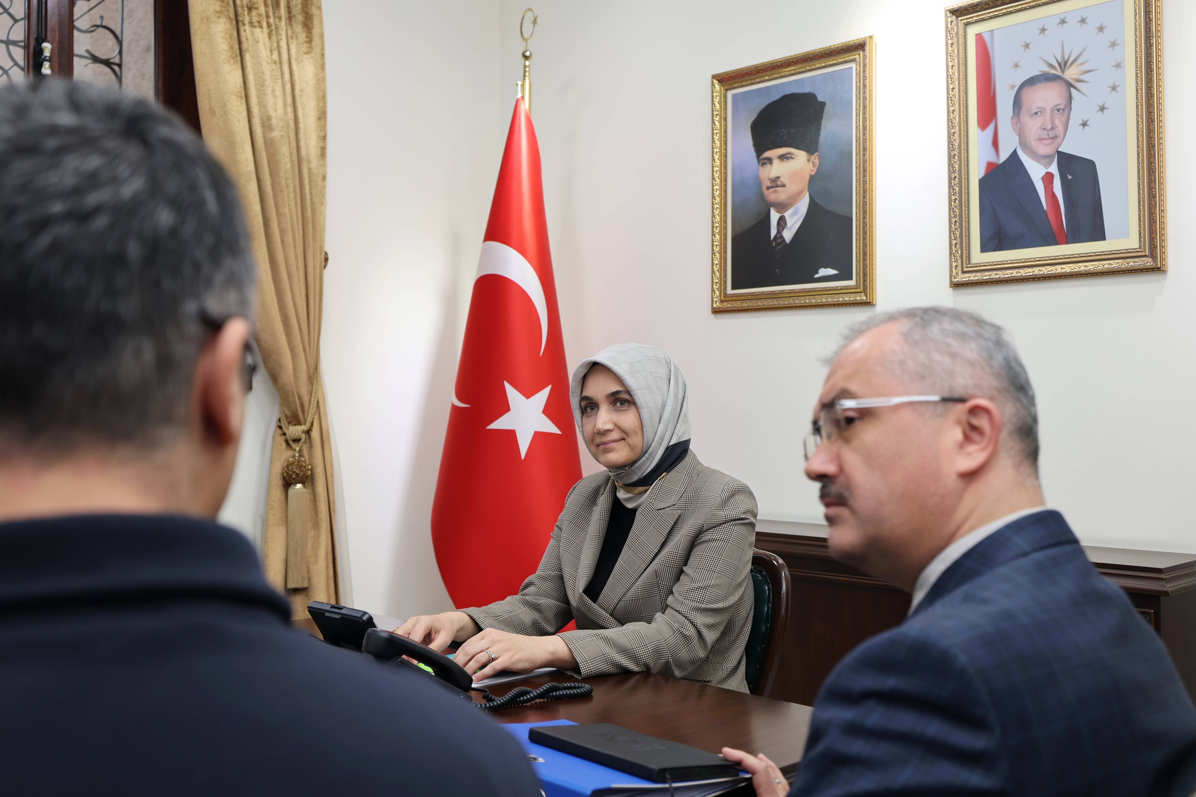 Valiliğin Gündeminde Ailelerin Korunması Vardı Toplantıya Vali Yiğitbaşı Başkanlık Etti