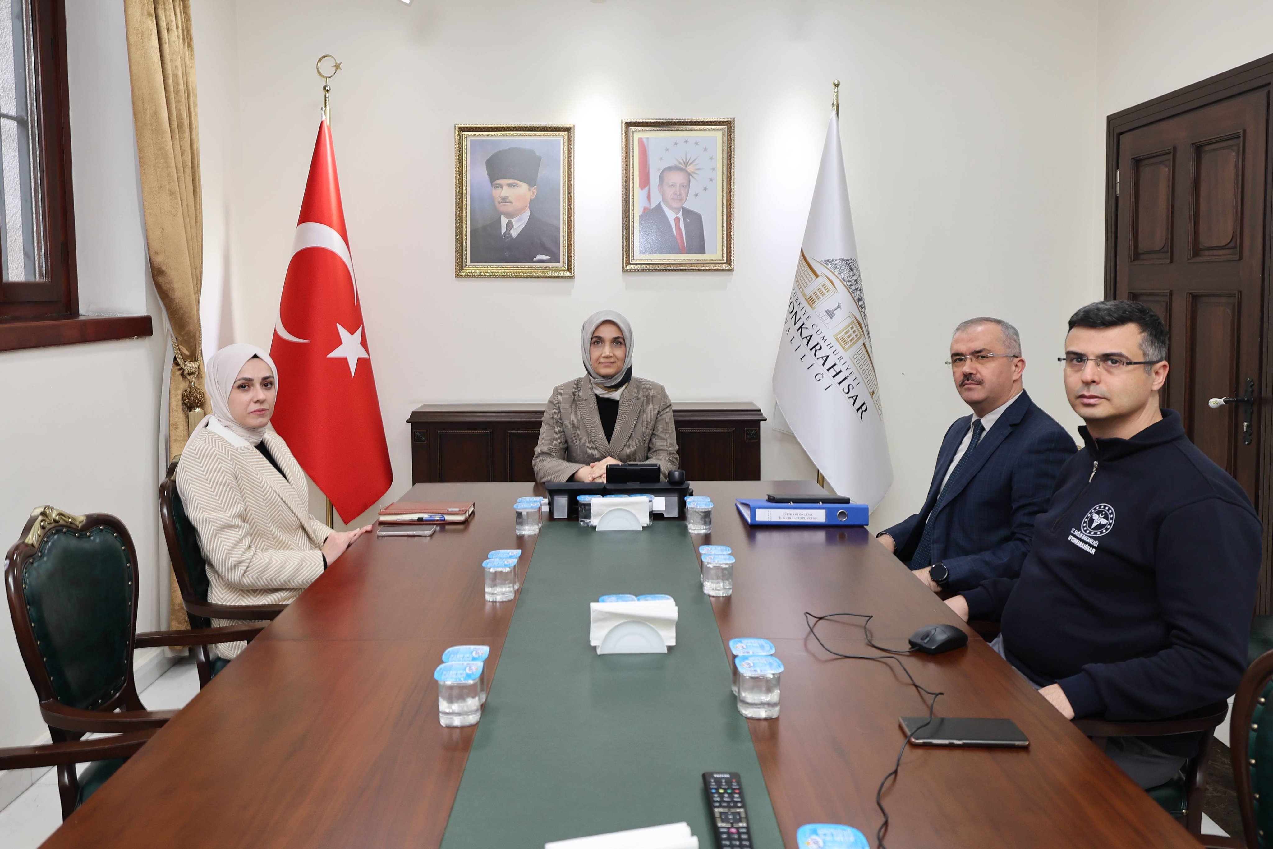 Valiliğin Gündeminde Ailelerin Korunması Vardı Toplantıya Vali Yiğitbaşı Başkanlık Etti