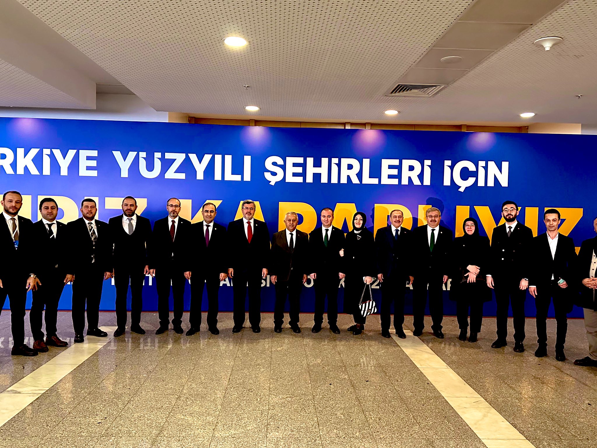 Şuhutlu Eski Bakan Eroğlu'ndan Hemşehrisi Uluçay'a Tebrik