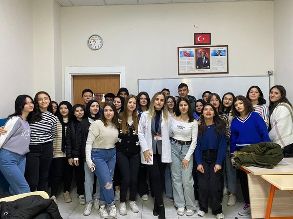 RSP'de Yarıyıl Heyecanı Başladı Öğrenciler Karnelerini Aldı