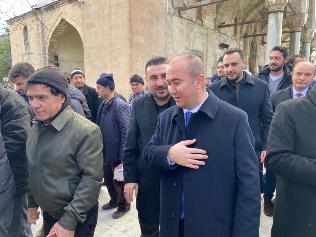 ULUÇAY AFYONLULARLA CUMA NAMAZINDA BULUŞTU