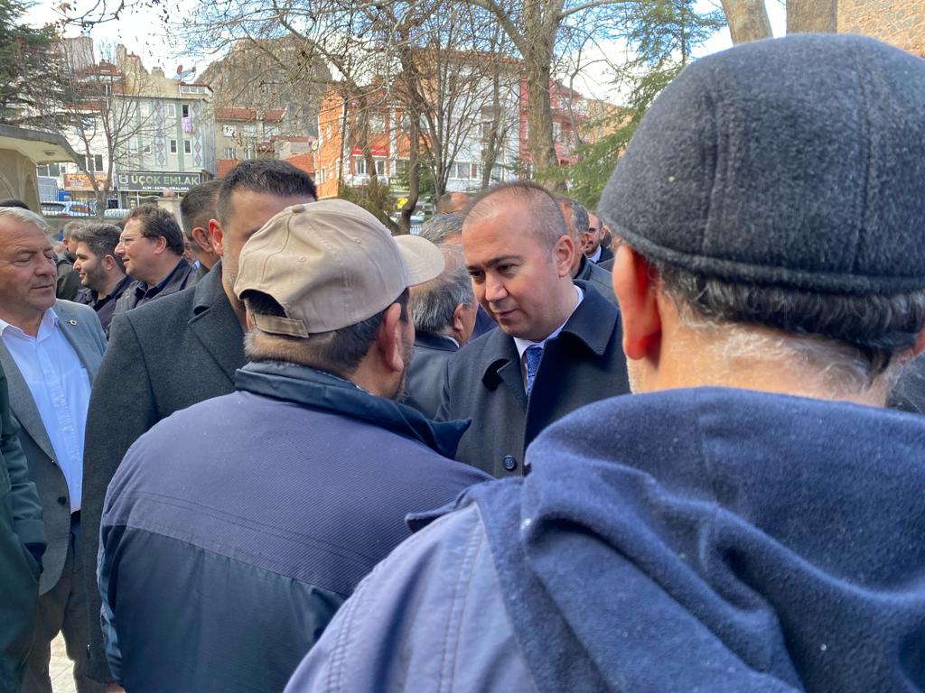 ULUÇAY AFYONLULARLA CUMA NAMAZINDA BULUŞTU