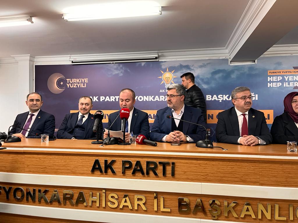 ARKASINA 2 BAKAN 3 VEKİLİ ALAN ULUÇAY PROJELERİNİ SIRALADI