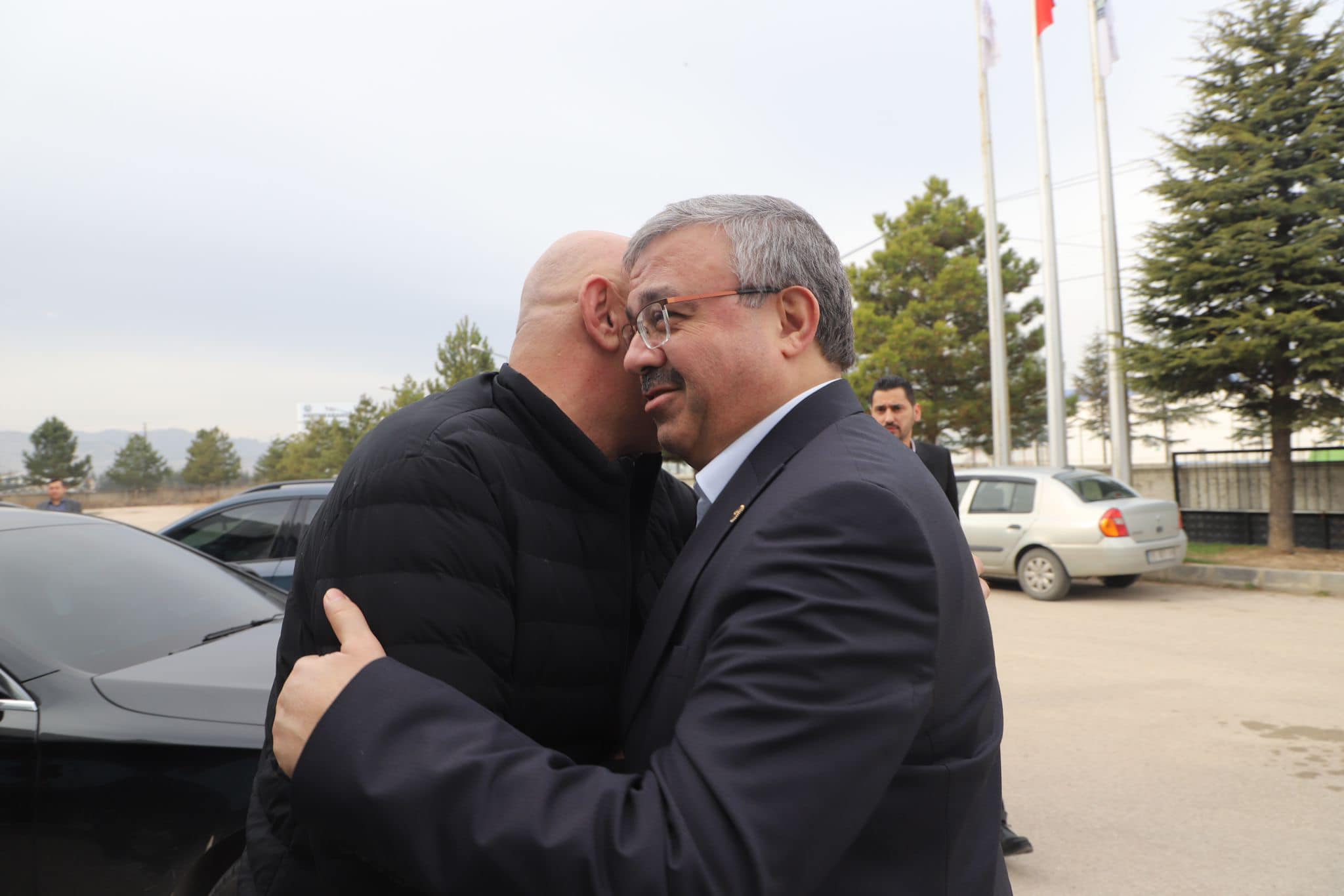 AK Partili Yurdunuseven Seçim Bölgesinde Ziyaretlerini Sürdürüyor