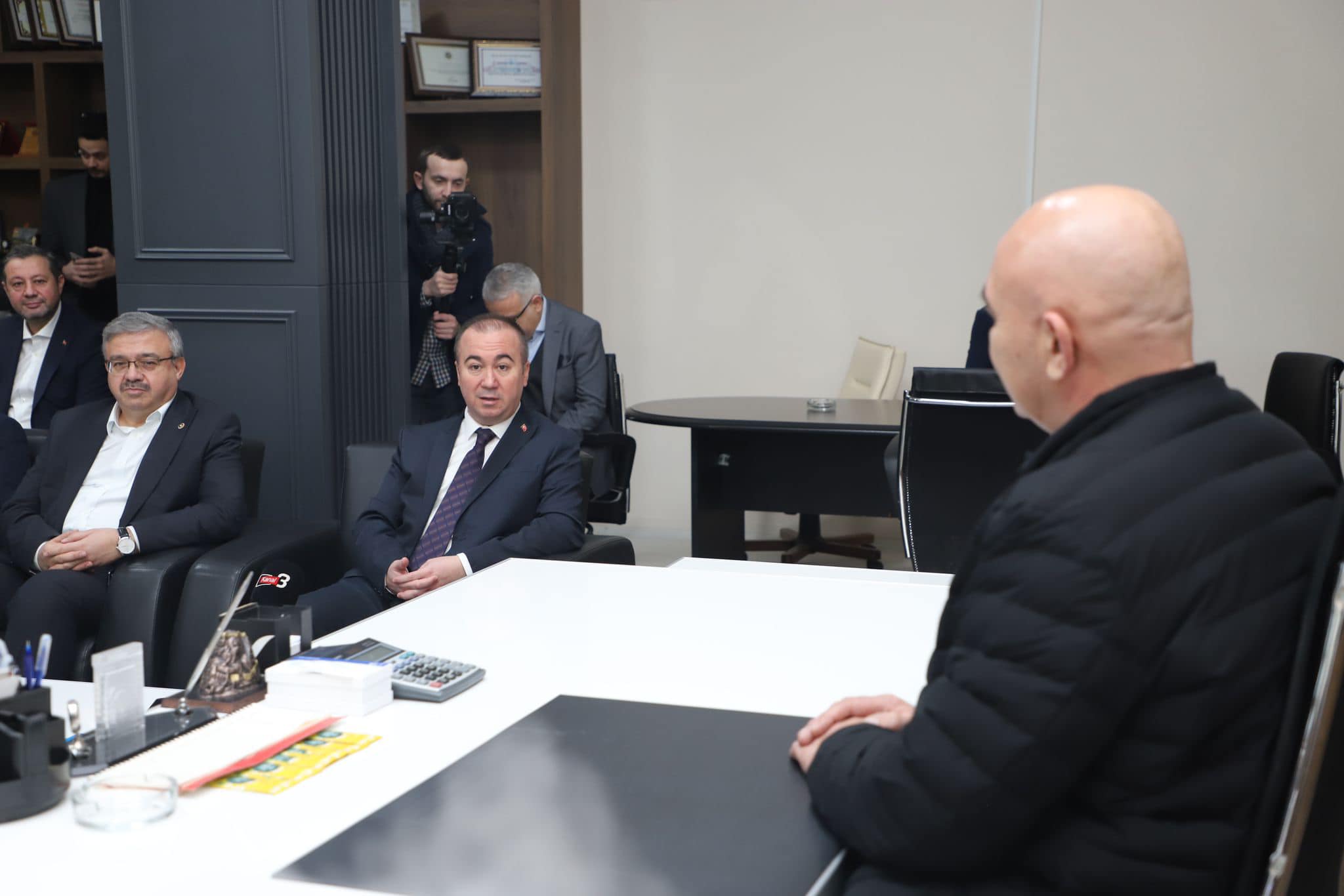 AK Partili Yurdunuseven Seçim Bölgesinde Ziyaretlerini Sürdürüyor