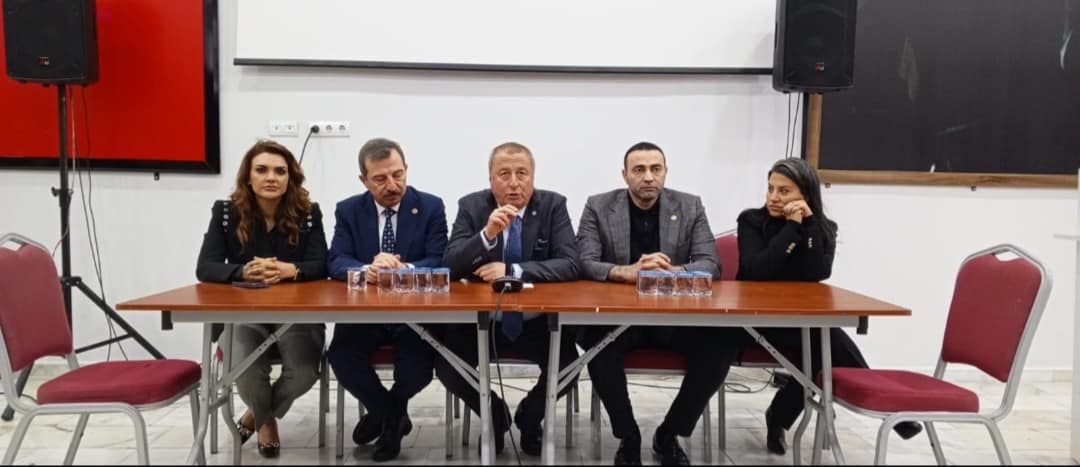 İYİ Partili Olgun Burdur'da Teşkilat Toplantısına Katıldı